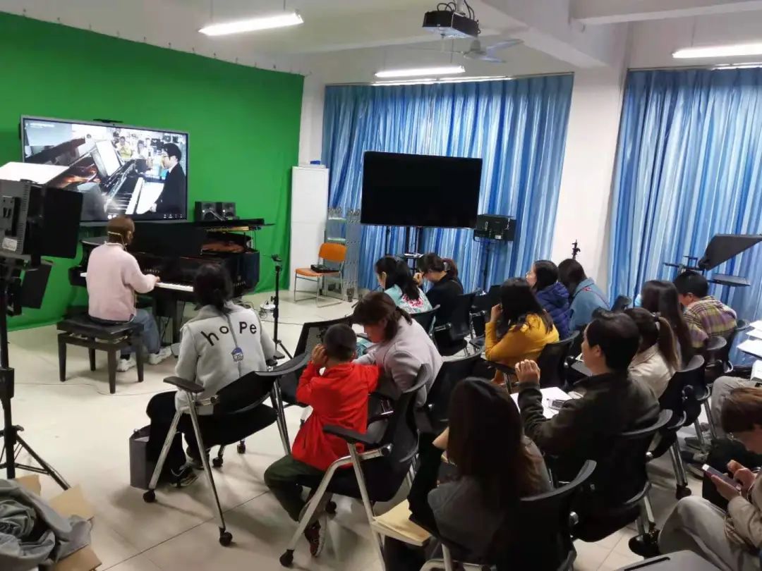 科技助力音乐教学，牵手大师零距离大师课
